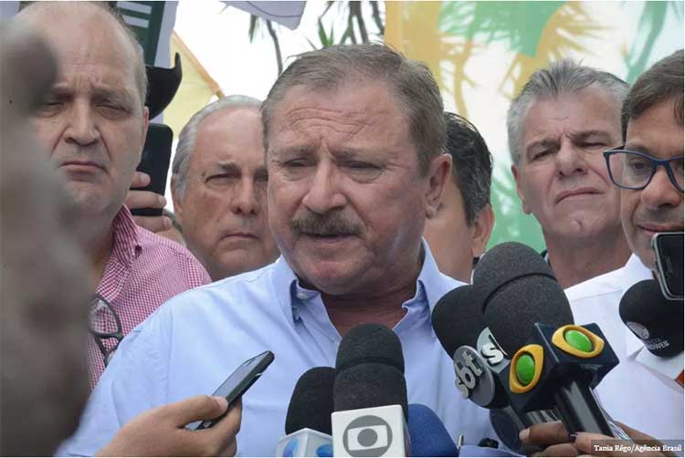 Tratado como “vice-ministro”, Nabhan Garcia pediu um voto de confiança ao governo Bolsonaro